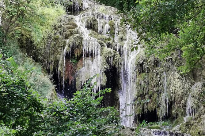 Bulgaria - Caves, Waterfalls and Hiking in the National Park - Guided Tour and Personalized Experience