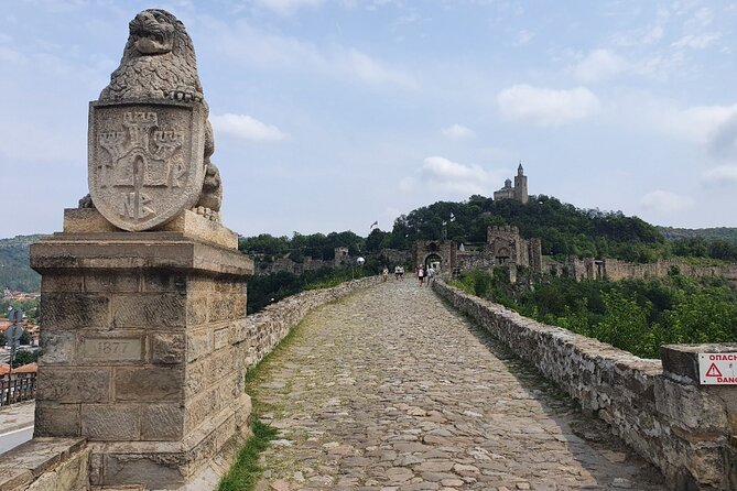 Bulgaria Day Trip: Basarabovo Monastery, Tsarevets & Arbanasi - Transportation and Logistics