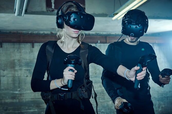 Bundle: 1 Hour Axe Throwing+ 1 Hour VR Escape Game - Key Points