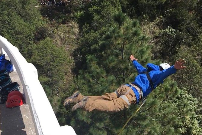 Bungee Jumping Full Day Adventure in Santiago De Querétaro - Meeting and Transportation