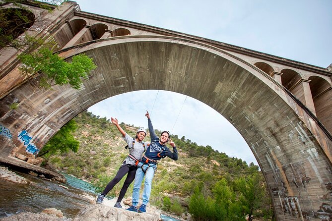 Bungee Jumping Over the Gállego River - Dining and Refreshment Options