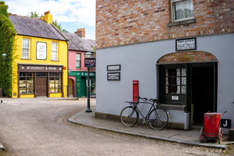 Bunratty Castle & Folk Park Day Visit - Key Points