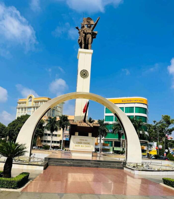 Buon Ma Thuot: City Walking Tour With Local Cuisine - Gothic Architecture of Buon Ma Thuot Cathedral