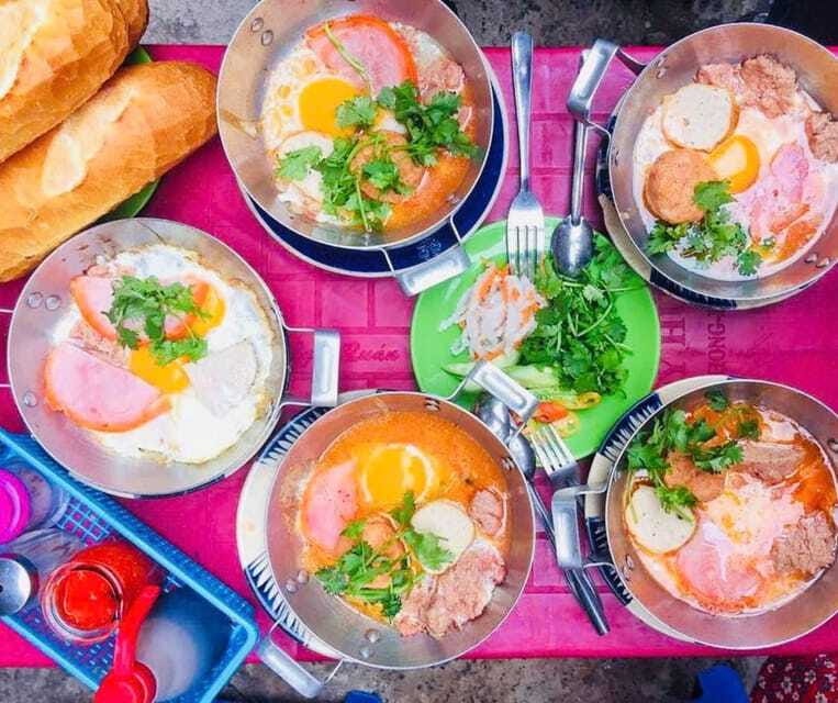 Buon Ma Thuot: Guided Food Tour With Local Tastings - Savoring Grilled Meat and Fried Egg With Warm Bread