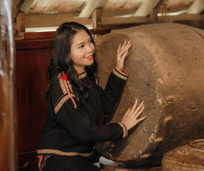 Buon Ma Thuot: Local Ethnic Attire Photo Shoot With Drink - Additional Services