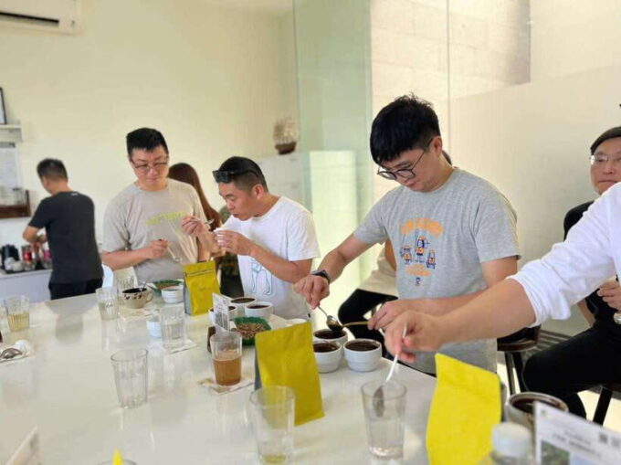 Buon Ma Thuot: Specialty Coffee Tour and Brewing Experience - Memorable Souvenir