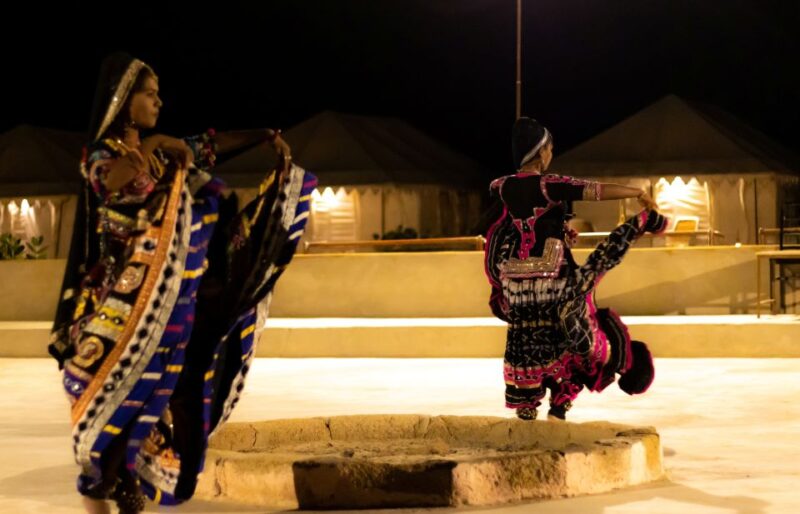 Buoyant Luxurious Overnight Thar Desert Camping Tour - Important Information