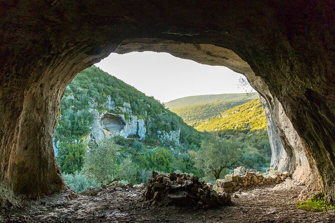 Buracas Do Casmilo Private Hiking Tour From Coimbra - Hiking Experience