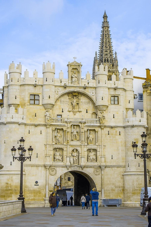 Burgos - Old Town Private Historic Walking Tour - Key Points