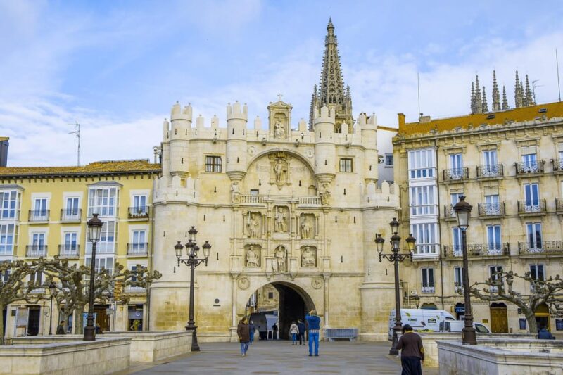 Burgos - Old Town Private Historic Walking Tour - Highlights and Itinerary