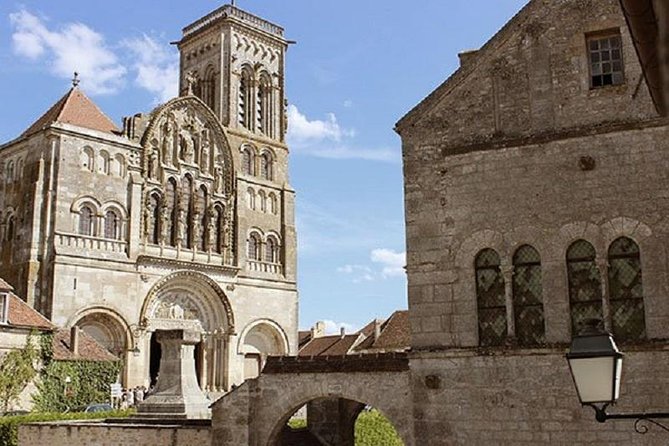 Burgundy: VEZELAY & FONTENAY ABBEY - Private Day Trip From Paris by Train - Exploring Fontenay Abbey
