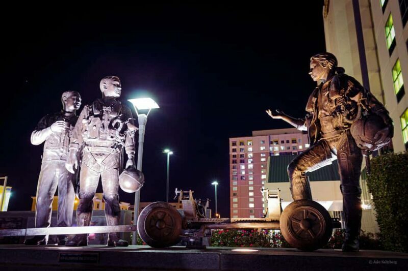 Buried Beneath the Boardwalk: Neptune Ghouls and Ghost Tours - Exploring Virginia Beach’s Haunted Past