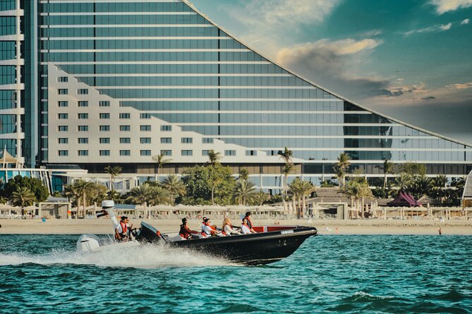 Burj Al Arab 100 Minute Boat Tour - Safety and Health Considerations