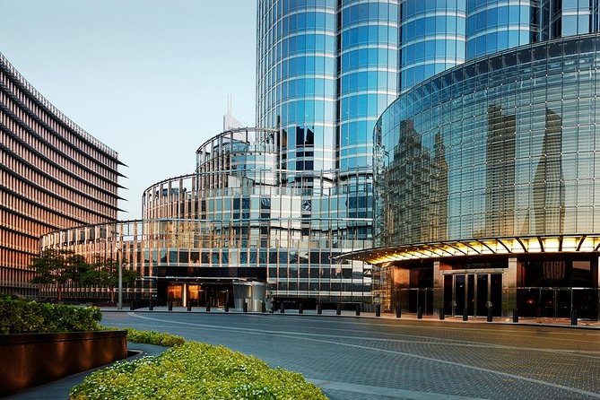 Burj Khalifa 125th Floor, Lunch or Dinner at Rooftop Burj Club - Breathtaking Views From the 125TH Floor
