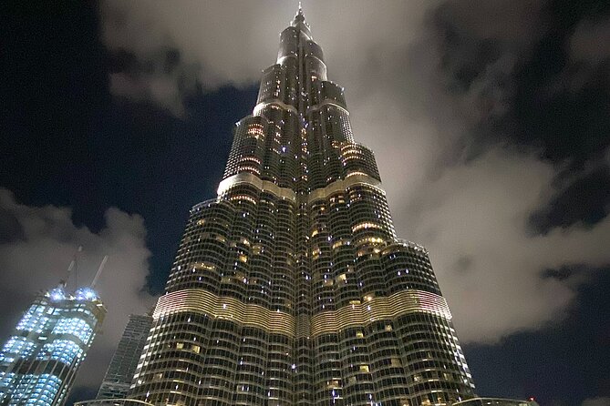Burj Khalifa at the Top Admission Tickets in Dubai - Price and Lowest Price Guarantee