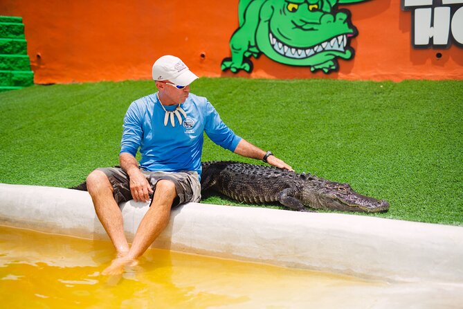 Bus From Miami to Everglades With Airboat Ride and a Free Picture - Key Points