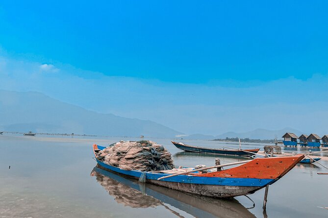 Bus Transfer From Hue to Hoi an With Sightseeing - Scheduled Tour Details
