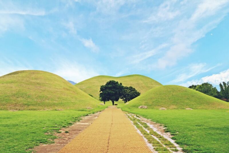 Busan: Gyeongju UNESCO World Heritage Guided Day Tour - Yangdong Folk Village
