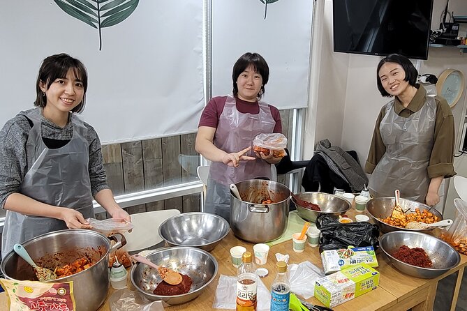 Busan Kkakdugi(Korean Radish Kimchi) Class With Various Options - Class Details and Expectations