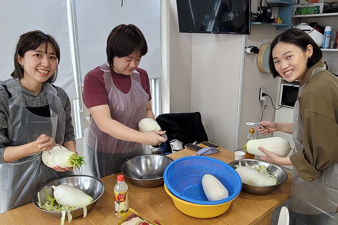 Busan Kkakdugi(Korean Radish Kimchi) Class With Various Options - Nearby Destinations and Tour Options