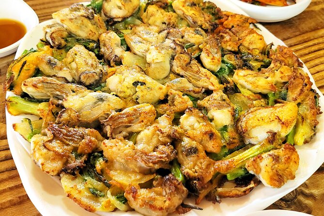 Busan Oyster Village Tour With Oyster Cuisines in Winter - Winter Oyster Delicacies