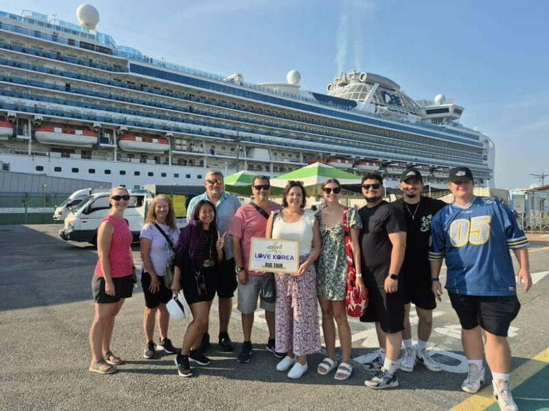 Busan: Sightseeing Tour for Cruise Passengers - Transportation and Group Size