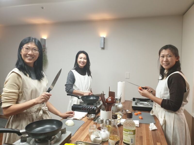 Busan: Small-Group Traditional Korean Food Cooking Class - About the Instructor
