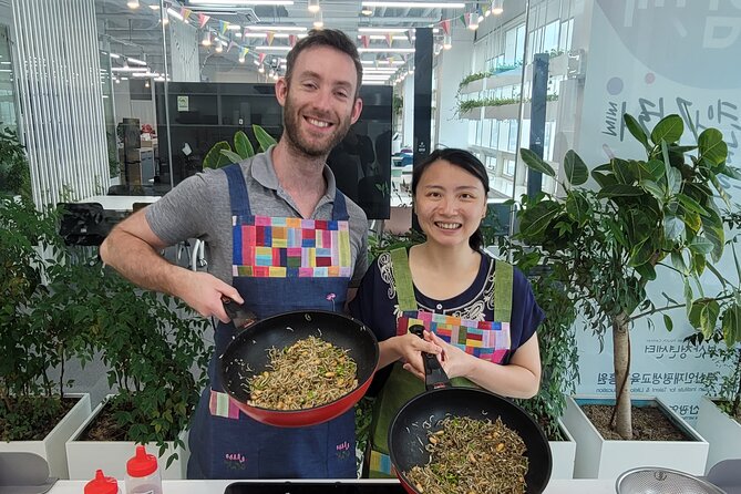 Busan Tailored Korean Cooking Class (Vegan Ok, Gluten Free Ok) - Local Market Exploration