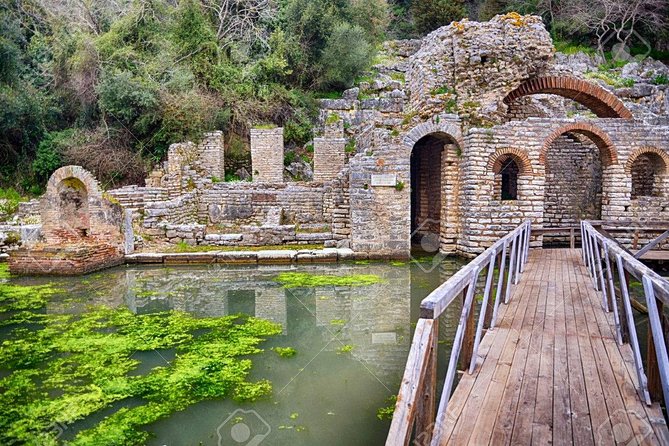 Butrint, Blue Eye, Ksamil and Lekuresi Castle Tour From Saranda - Discovering Lekuresi Castle