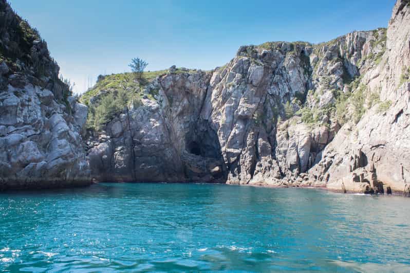 Buzios: Schooner, Trolley City Tour & Lunch From Buzios - Diving Stops