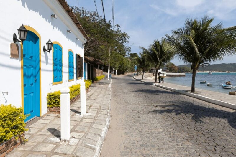 Buzios: Schooner, Trolley City Tour & Lunch From Buzios - Lunch on the Seafront