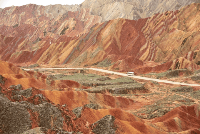 By Bullet Train From Lanzhou to Zhangye Rainbow Mountain - Bullet Train Journey