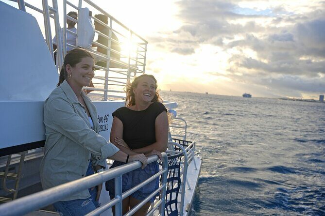BYOB Sunset Cruise Waikiki - The Sum Up
