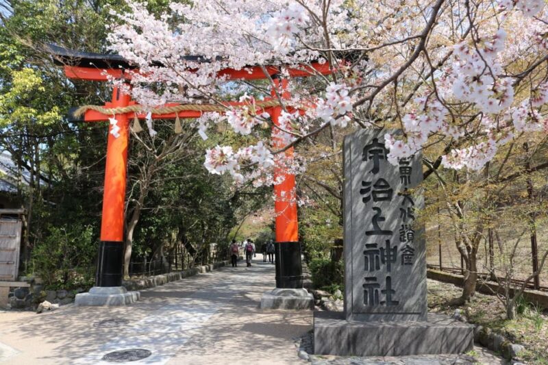 Byodo-in, Tea and the Legacy of Genji's Tales - Key Points
