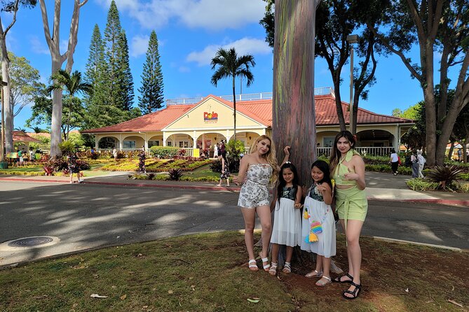 Byodo Temple and Waimea Botanical Garden Tour - Accessibility and Additional Information