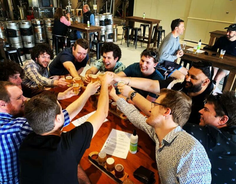 Byron Bay Brewery and Distillery Day Tour: Lunch & tastings - An Introduction to the Byron Bay Brewery and Distillery Tour