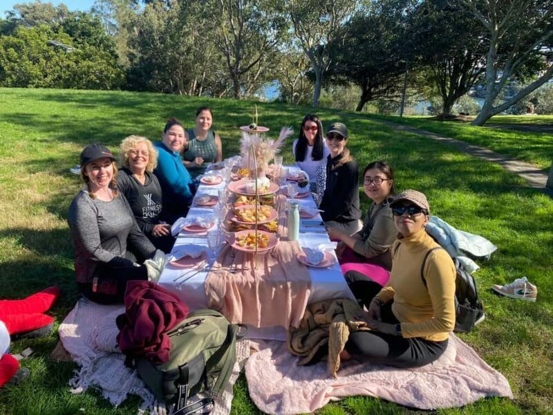 Byron Bay: Main Beach Luxurious Picnic with Grazing Platters - Key Points