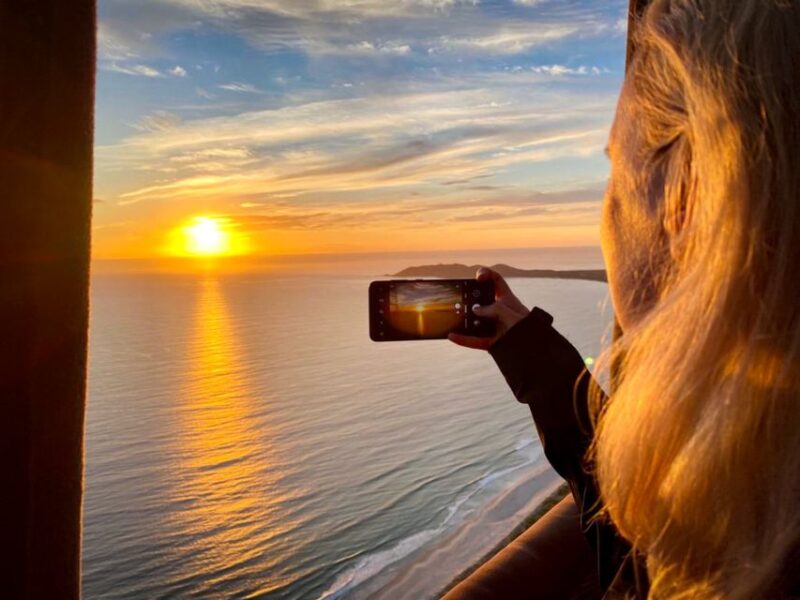 Byron Bay: Sunrise Hot Air Balloon Flight With Breakfast - Meeting Point and Arrival