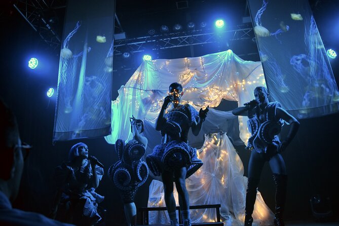 Cabaret Club Madame Arthur - Meeting Point and Directions