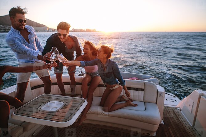Cabo Arch Sunset Private Yacht Tour Plus Dinner and Drinks - Dinner, Drinks, and Onboard Activities