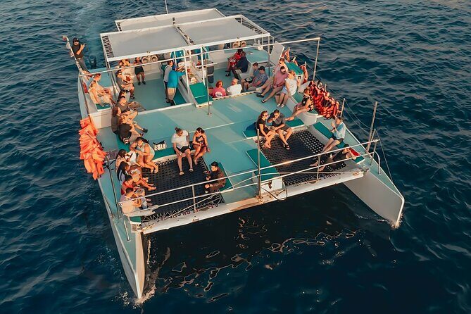 Cabo Catamaran Cruise Arch, Snorkeling, Open Bar & Snacks - Key Points