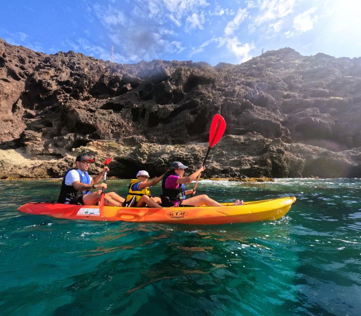 CABO DE GATA: GUIDED KAYAK ROUTE + SNORKEL + FREE PHOTOS - Key Points