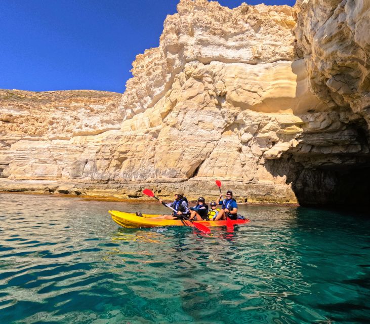 CABO DE GATA: GUIDED KAYAK ROUTE + SNORKEL + FREE PHOTOS - Inclusions and Equipment