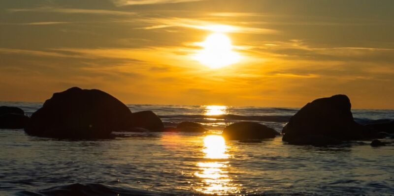 Cabo De Gata Natural Park: Sunset Sailing Tour With Cava - Boat and Amenities