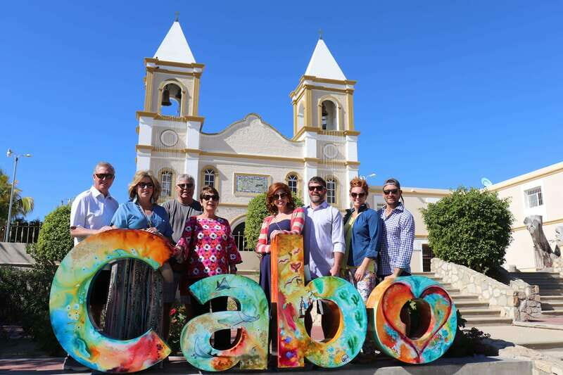 Cabo Encounter with Optional Clear Boat and Lunch - Key Points