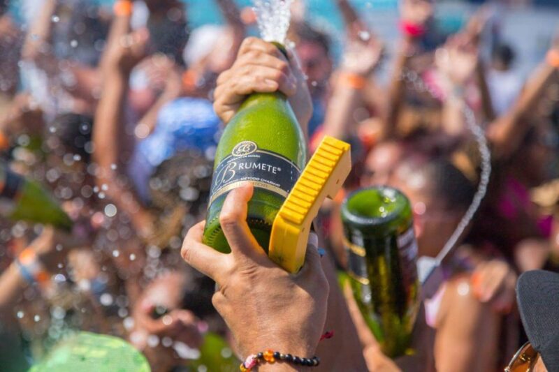 Cabo San Lucas: Adults-Only Boat Party With Drinks & Live DJ - Experience Highlights