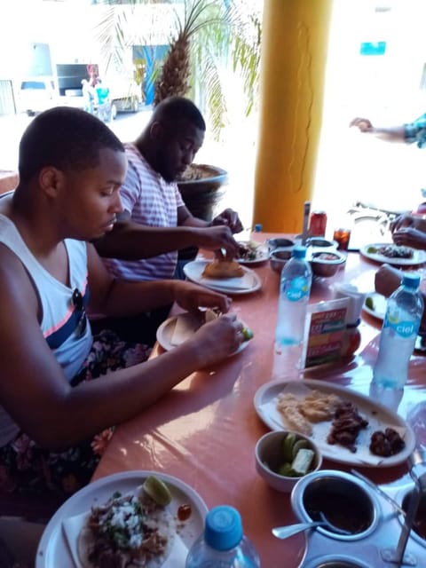 Cabo San Lucas: Authentic Taco Tour - Taco Fillings and Salsas