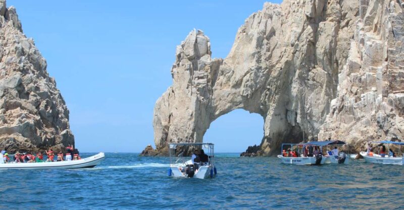 Cabo San Lucas: City Tour and Beach Day - Inclusions