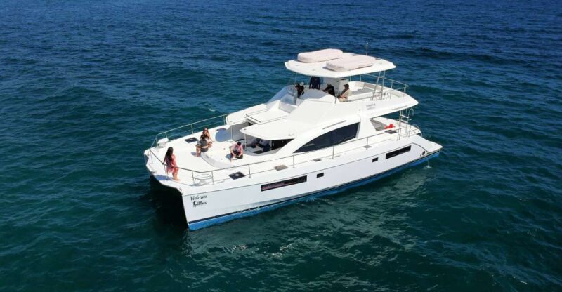 Cabo San Lucas: Luxury Catamaran and Snorkelling With Lunch - Key Points