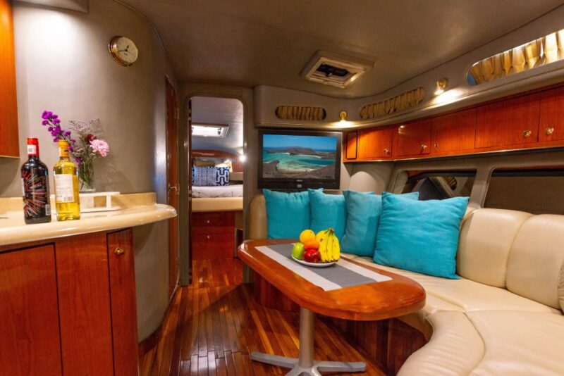 Cabo San Lucas: Luxury Yacht Cruise - Key Points